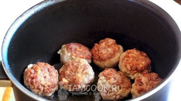 тефтели из говяжьего фарша с подливкой