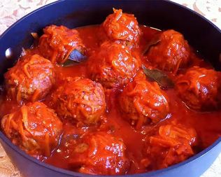 Тефтели из свинины с рисом