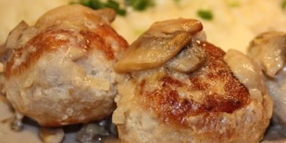 Рецепт тефтели под грибным соусом