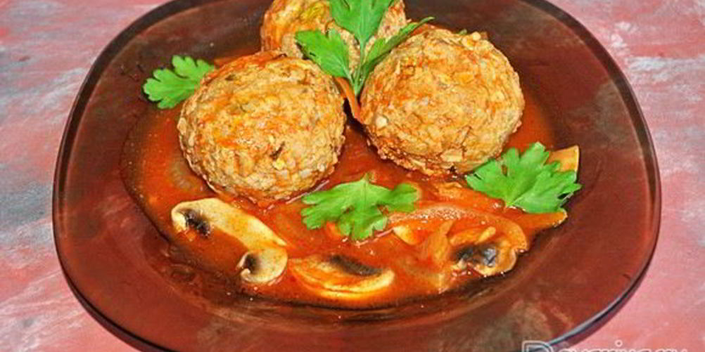 Рецепт тефтели с грибами в томатном соусе