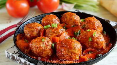 Тефтели с подливкой на сковороде