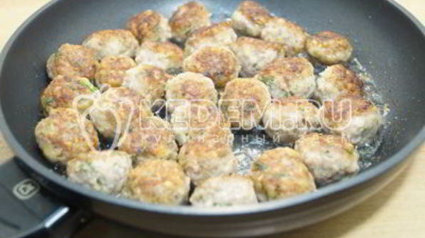 тефтели с подливкой