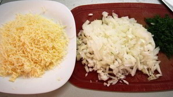 тефтели с сыром в соусе из томатов