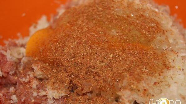 тефтели в грибном соусе с сыром