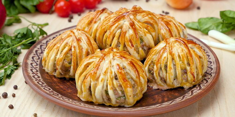 Рецепт тефтели в слоеном тесте