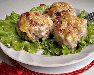 Тефтели, запеченные в духовке в сметанном соусе