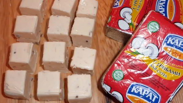 тефтельки из курицы и гречки в соусе