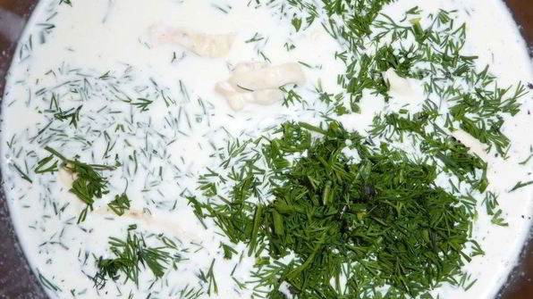 тефтельки из курицы и гречки в соусе