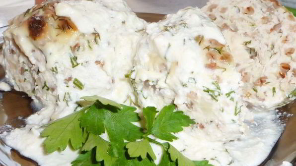 тефтельки из курицы и гречки в соусе