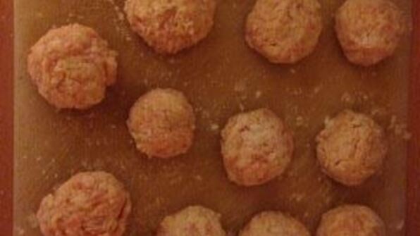 тефтельки в красном соусе