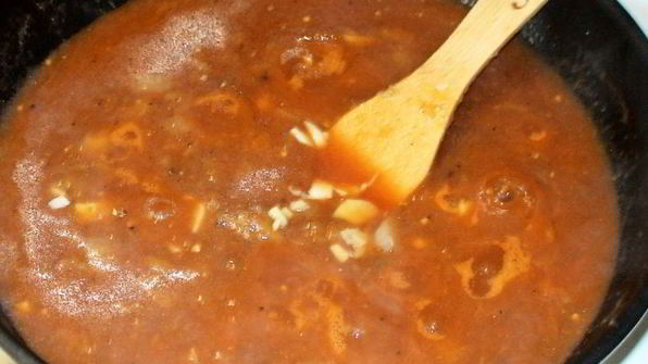 тефтельки, запеченные в баклажанном соусе