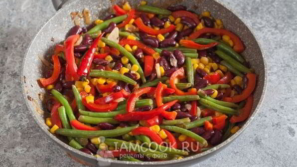 текс-мекс гарнир из фасоли и кукурузы