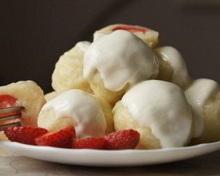 Творожные клецки с начинкой