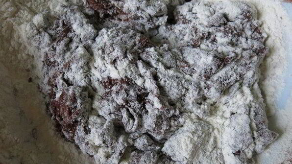 шоколадные вареники с ягодами