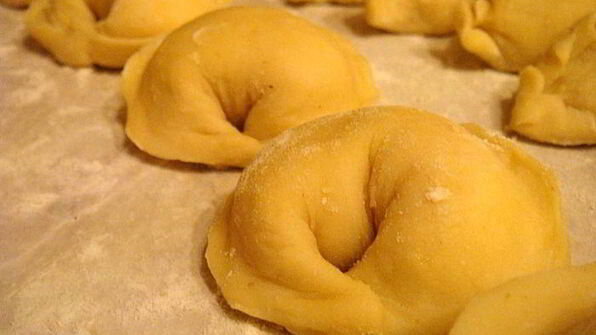 вареники на заварном тесте с сюрпризами в двух начинках