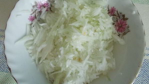 вареники с фасолью, ветчиной и укропом