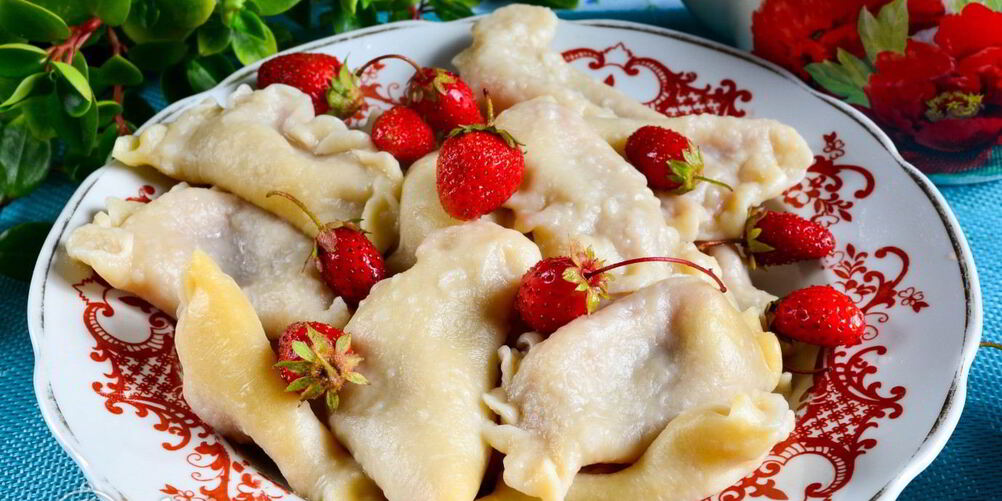 Рецепт вареники с клубникой