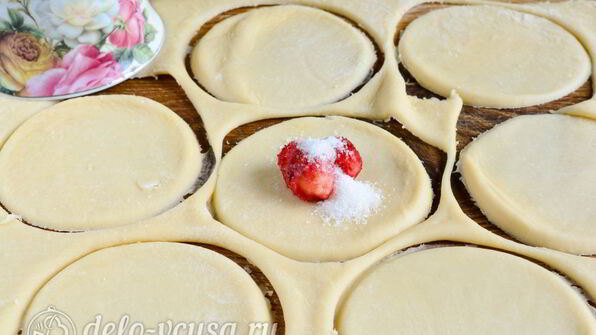 вареники с клубникой