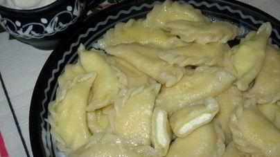 Вареники с творогом и вишней