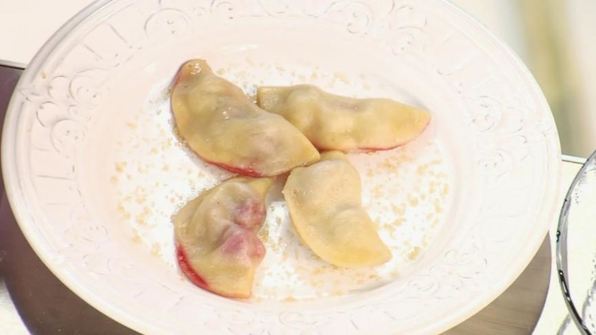 вареники с вишней на пару