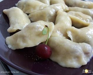 Вареники с вишней