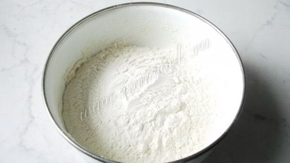 вареники с замороженной вишней