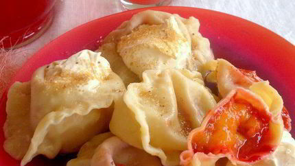 Вареники со сливами