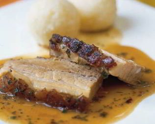 Жаркое из свинины с зеленью