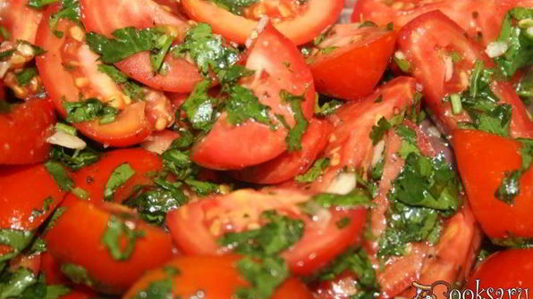 жаркое с говяжьими ребрышками и летними овощами