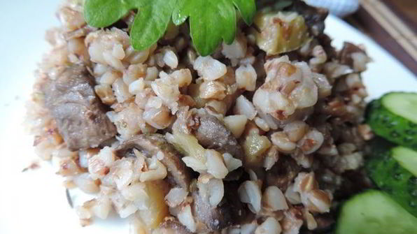 гречка с грибами и кабачками
