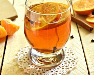 Чайный напиток с мандарином