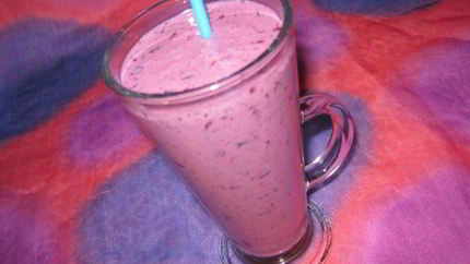 Черничный коктейль