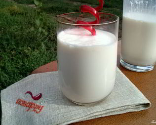 Домашнее миндальное молоко