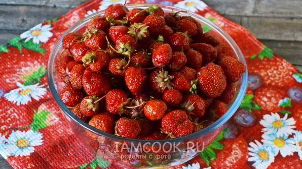 клубничный сироп