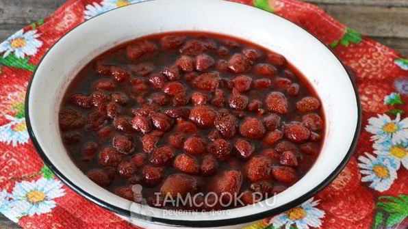 клубничный сироп