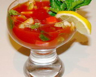 Коктейль с креветками и авокадо