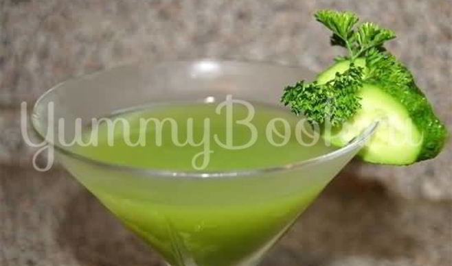 Коктейль с розмарином и лаймом