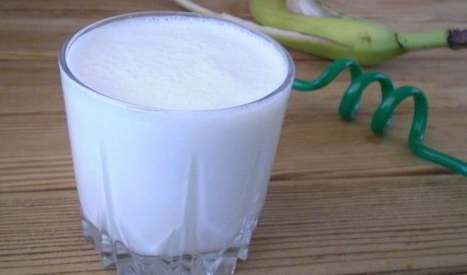 Коктейль с зеленым бананом