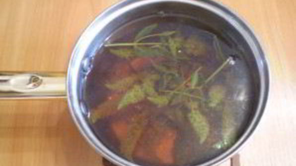 медовый напиток с мелиссой