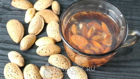 миндальное молоко