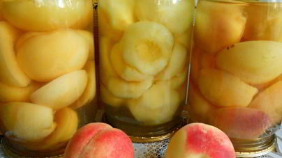 Персики консервированные в сиропе