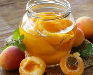 Персики в сиропе с мятой