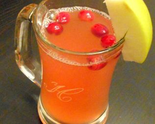 Праздничный клюквенный напиток