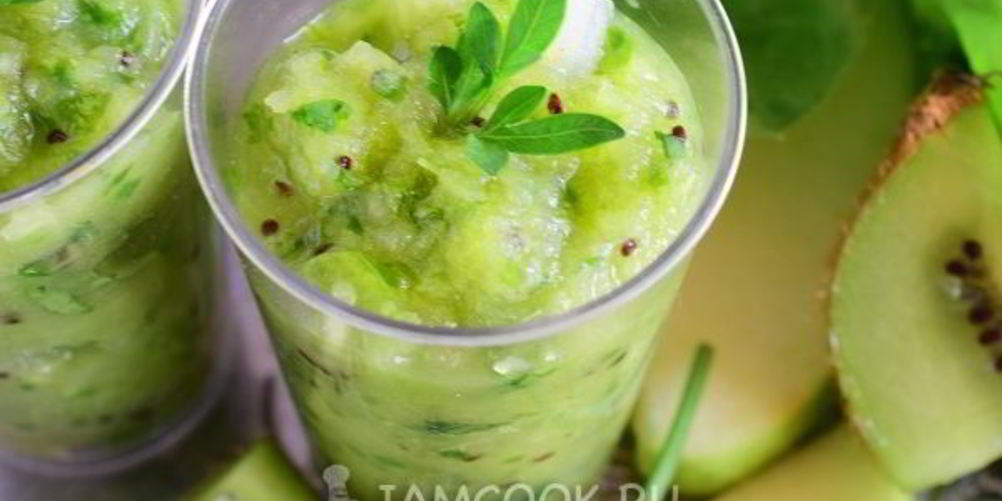 Рецепт смузи из сельдерея, яблока и киви