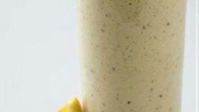 Витаминный напиток из чернослива и яблок