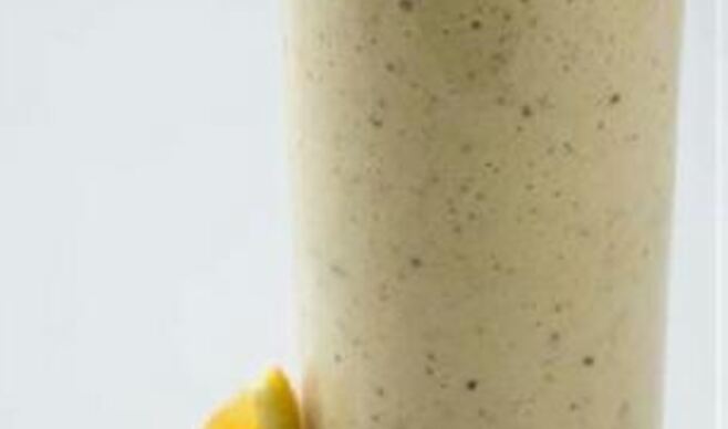 Витаминный напиток из чернослива и яблок