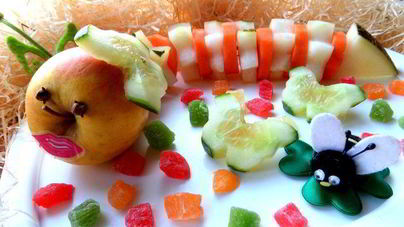 Фруктовый салат Гусеничка