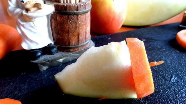 фруктовый салат гусеничка