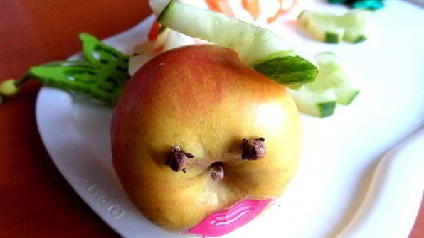 фруктовый салат гусеничка