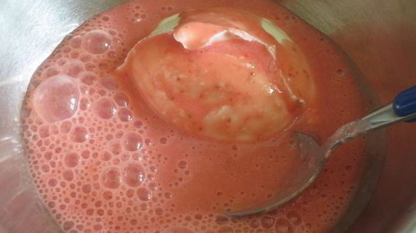 фруктовый салат мачедония с клубничным соусом